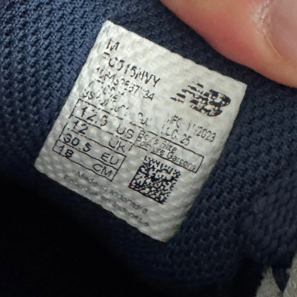 New balance navy blue sneakers shoes 12.5 - Picture 6 of 6